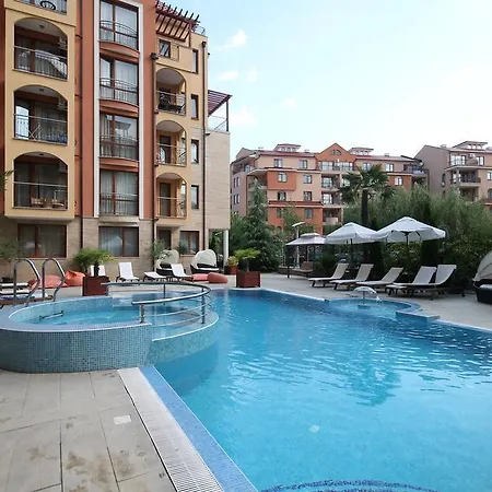 Апартамент Arendoo In Harmony Suites *