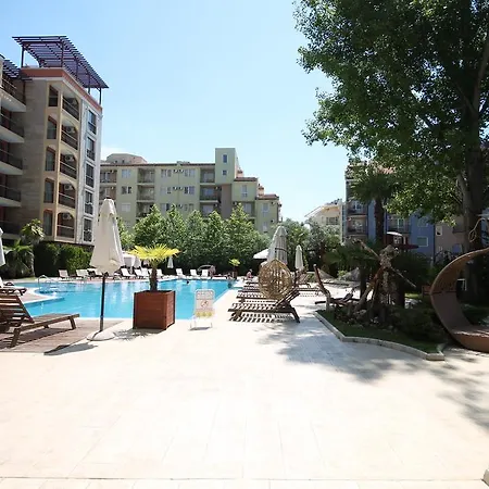 Апартамент Arendoo In Harmony Suites *